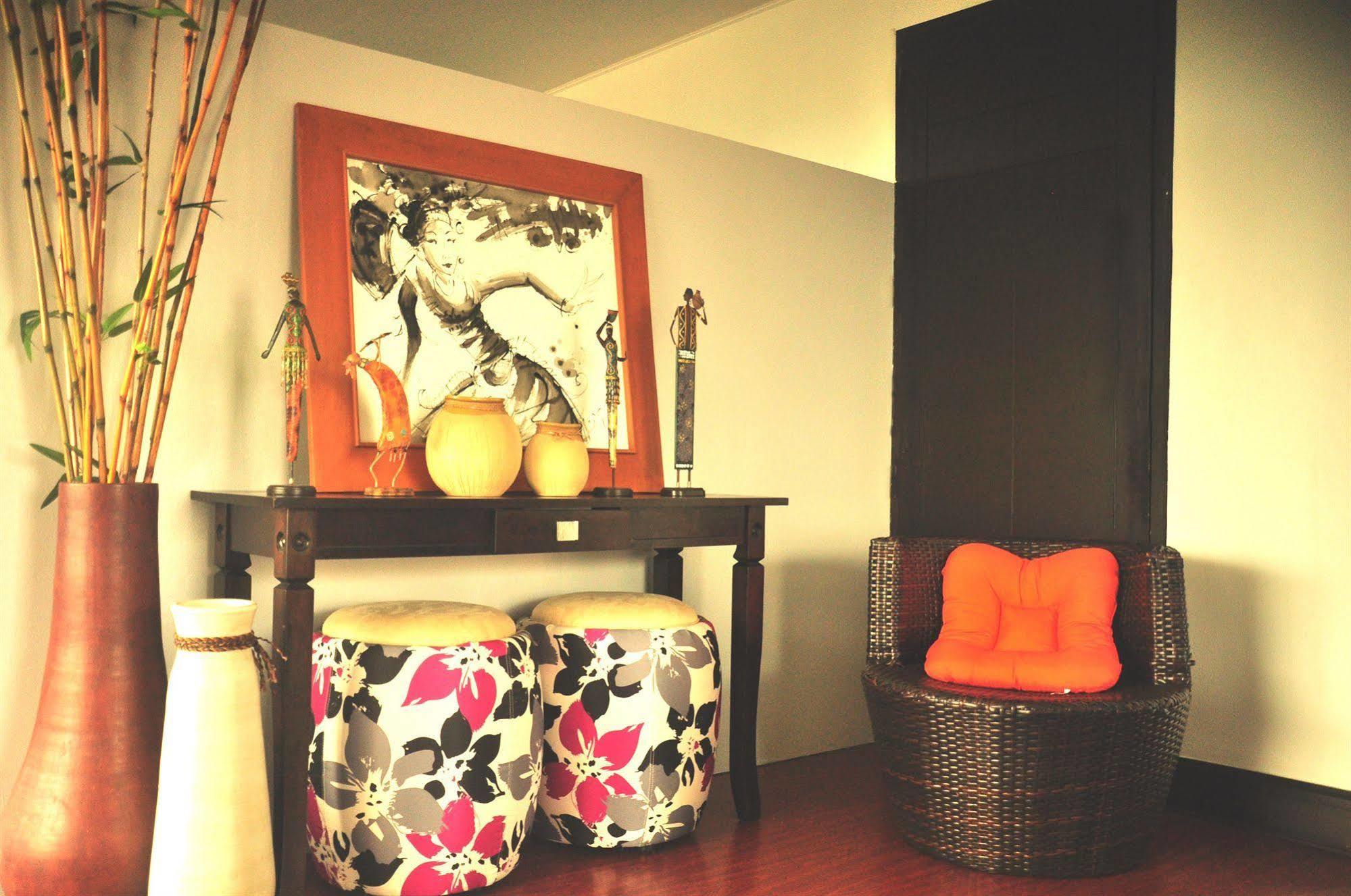 The Fort Budget Hotel- Bonifacio Global City Makati City Exteriér fotografie